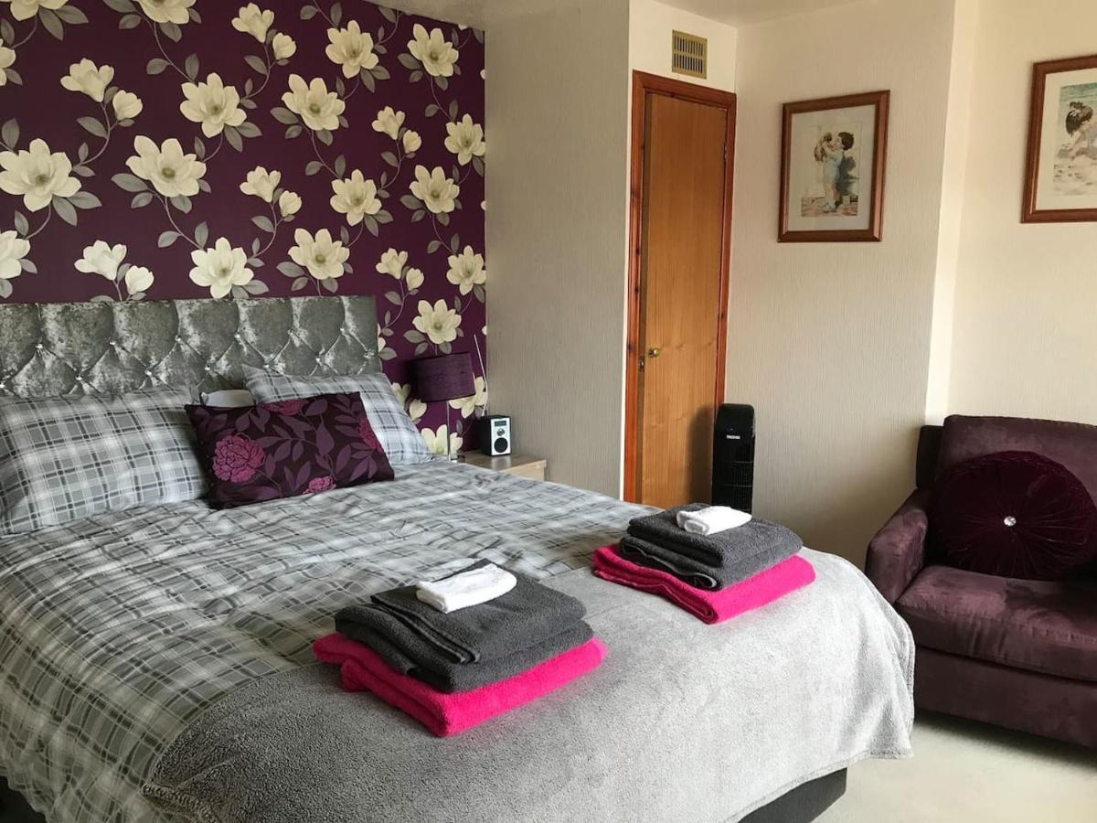 3Bedroom 1Bathroom 1 Shower Room In Quiet Area Inverness Bagian luar foto