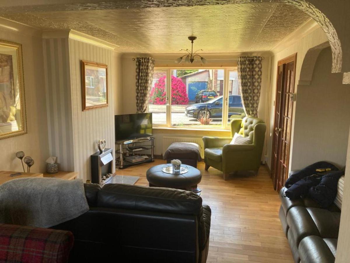 3Bedroom 1Bathroom 1 Shower Room In Quiet Area Inverness Bagian luar foto