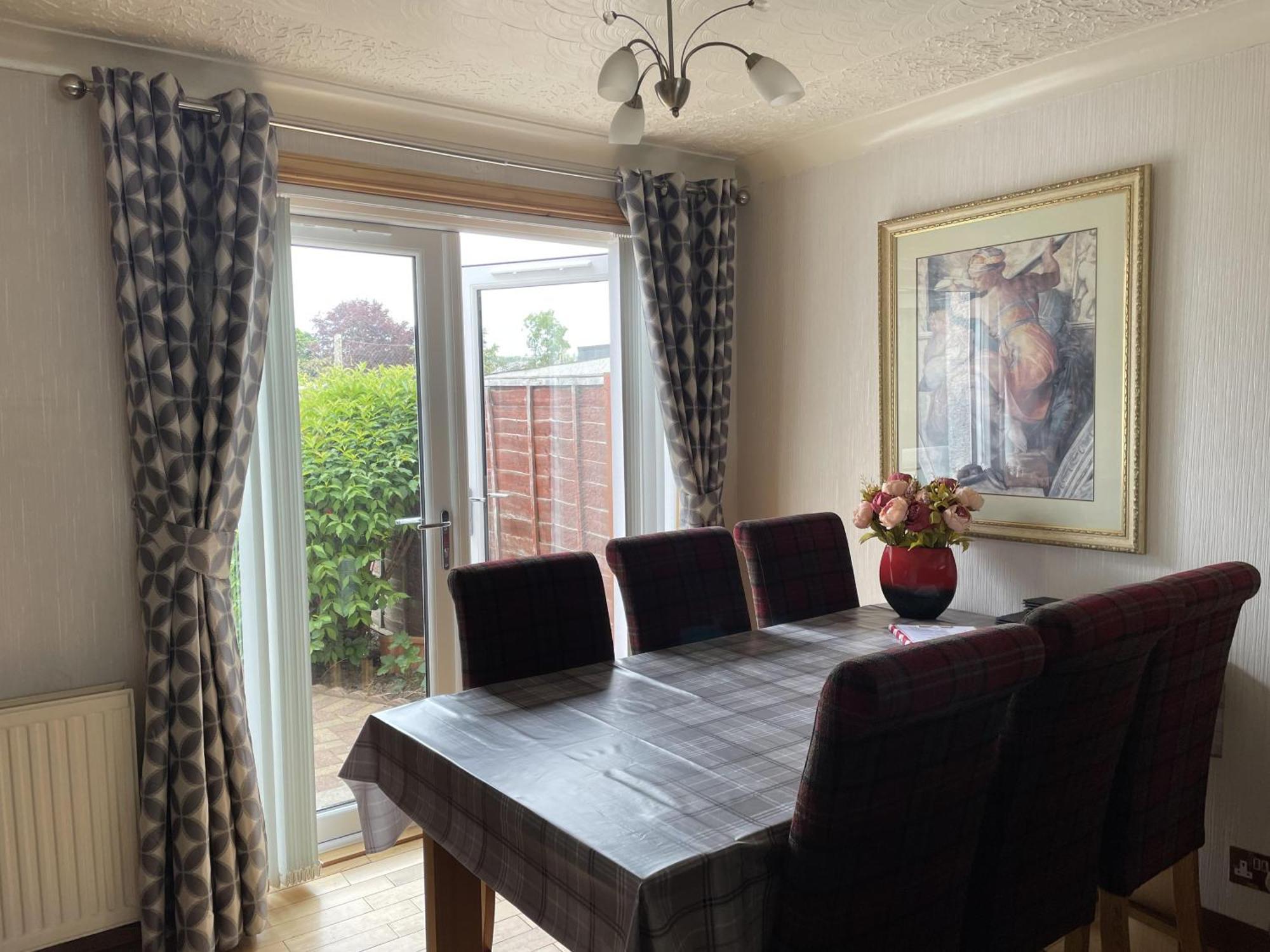 3Bedroom 1Bathroom 1 Shower Room In Quiet Area Inverness Bagian luar foto
