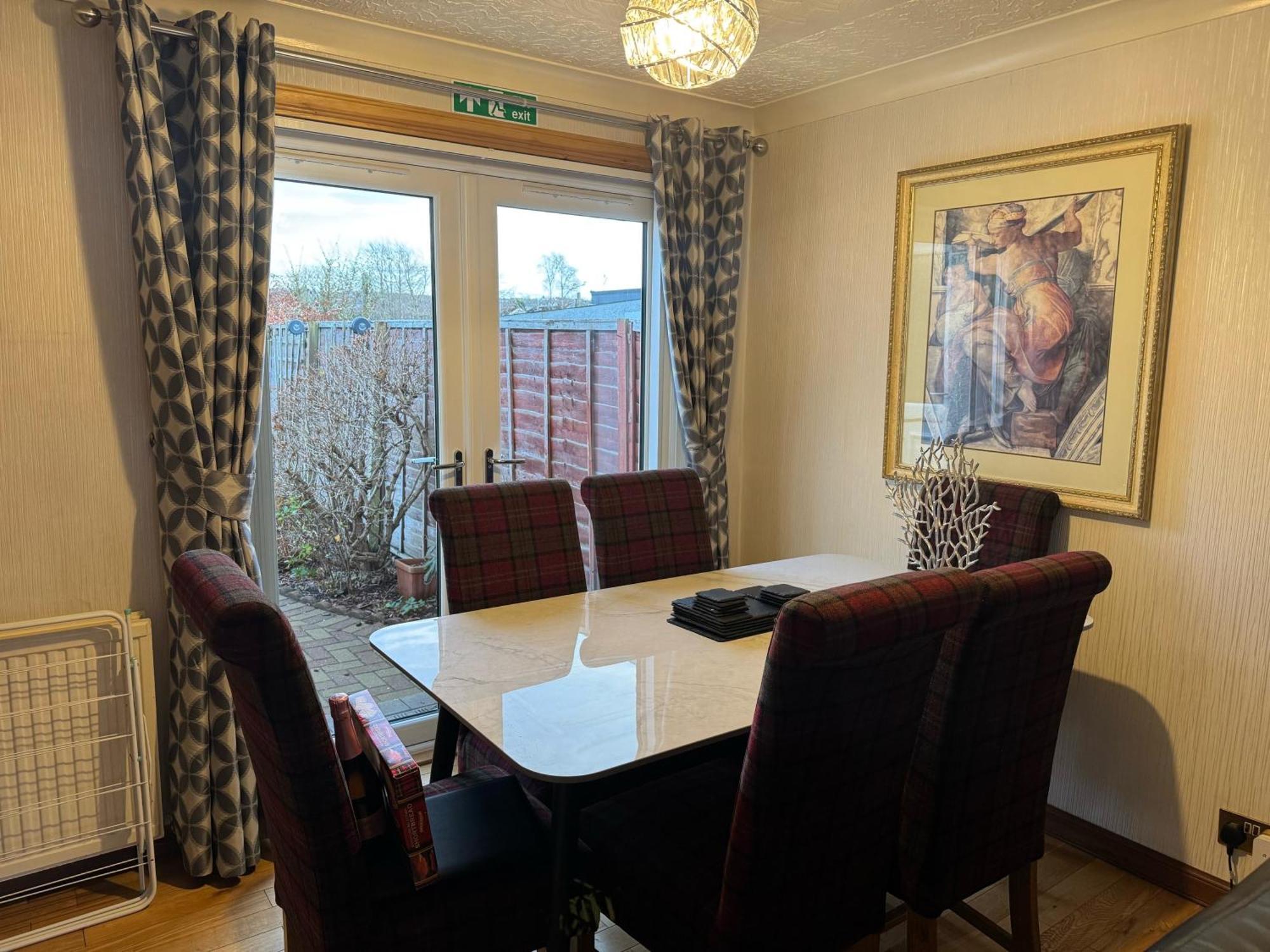 3Bedroom 1Bathroom 1 Shower Room In Quiet Area Inverness Bagian luar foto